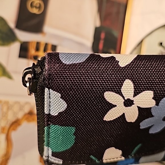 Kate Spade Jae Bold Bloom Continental Zip-around Wallet - Picture 4 of 8